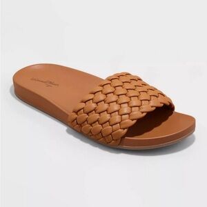 Universal Thread Poly Woven Slides Size 8.5